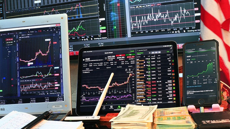 Index Funds Explained: Why Passive Beats Active