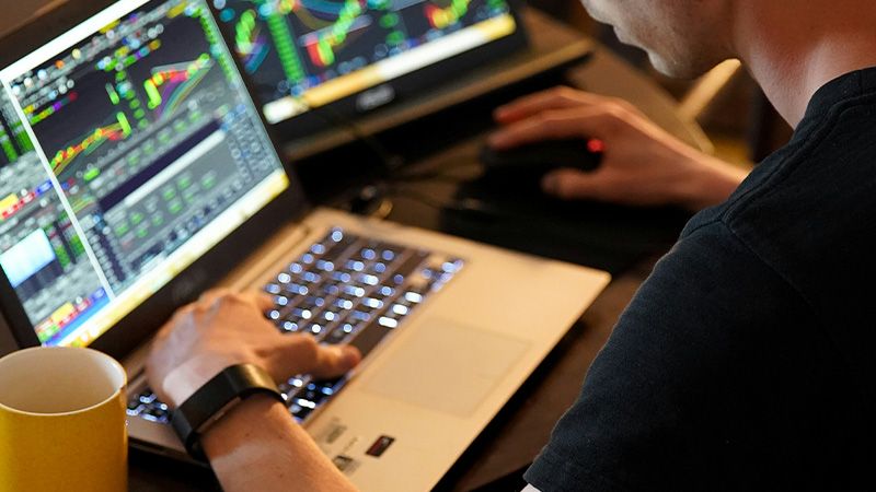 How to Calculate Real Returns from Dividend Plans